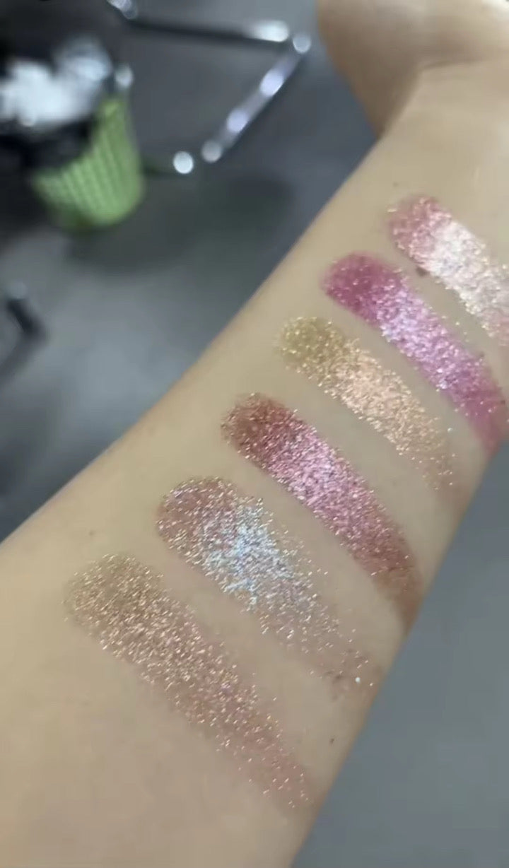 SOVEREIGN SHINE GLITTER EYESHADOW