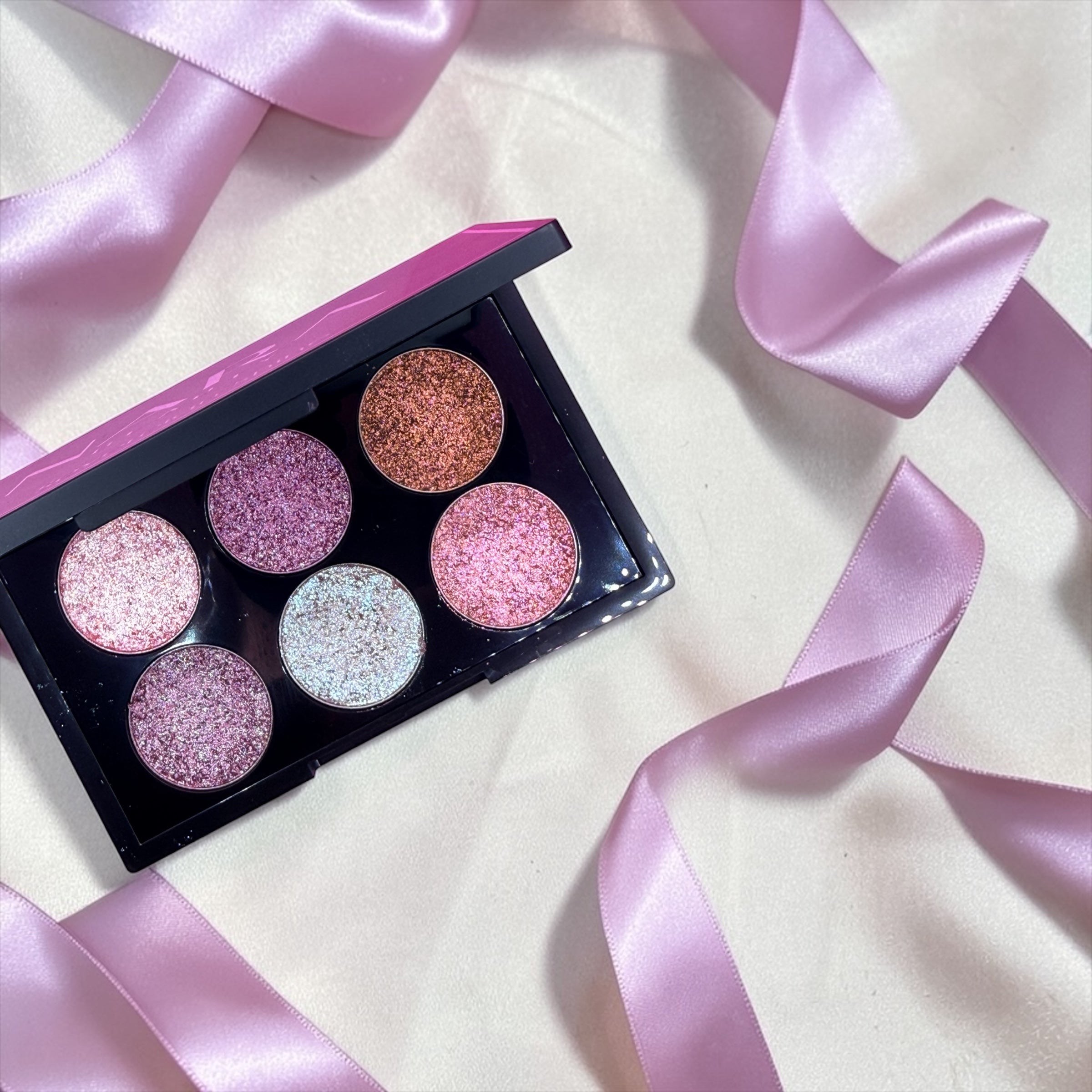 SOVEREIGN SHINE GLITTER EYESHADOW