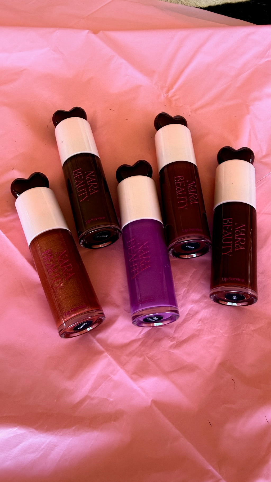 LUMIÈRE LIP SERVICE