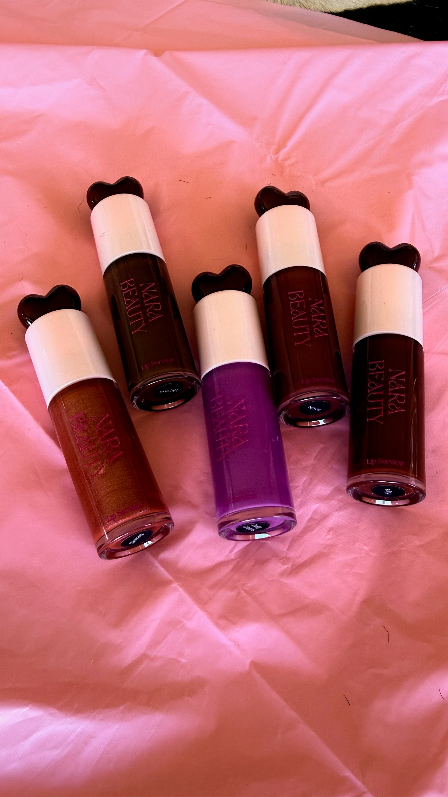 LUMIÈRE LIP SERVICE